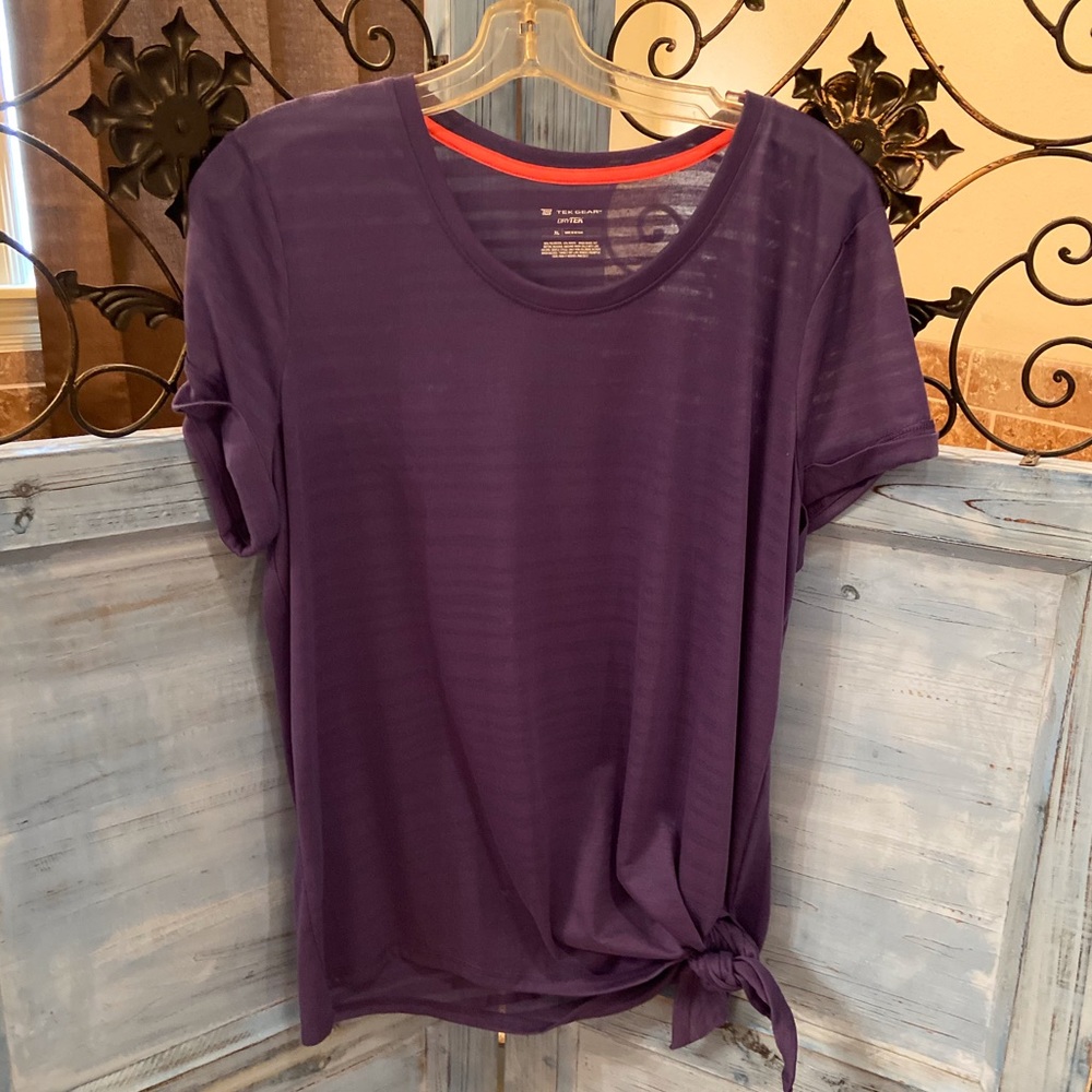 Tek Gear tie/knot shirt *NWOT*